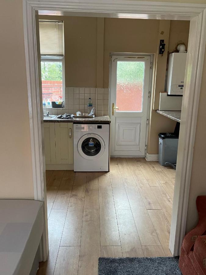Pc Lodge Kingswood St Preston R1 Ngoại thất bức ảnh
